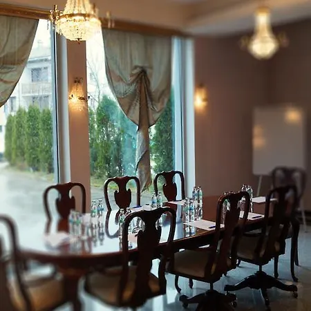 Octagon Hotel