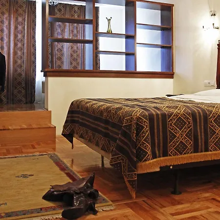 Hotel Octagon