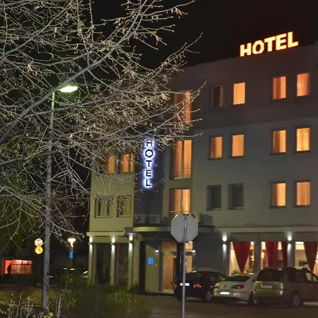 Octagon Hotel