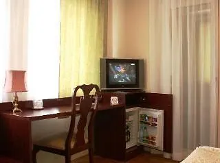 Octagon 4*