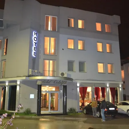 Octagon Hotel 4*