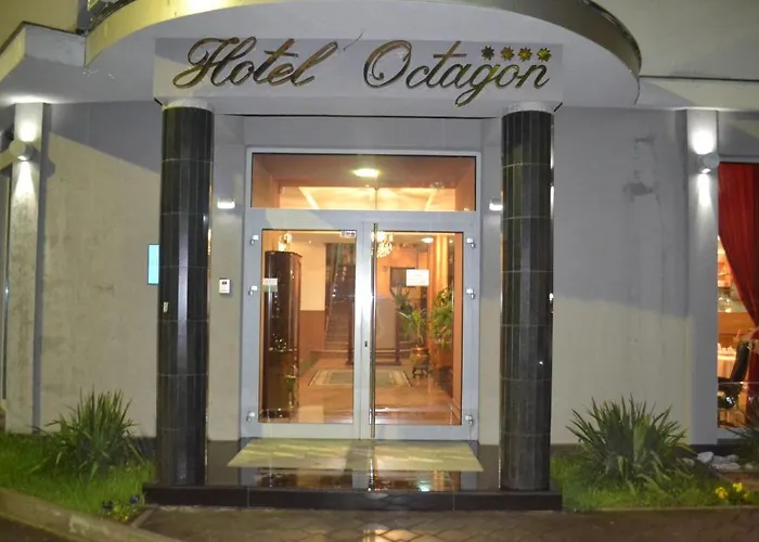 Octagon Hotel